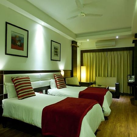Surya Royal Hotel Кота Экстерьер фото